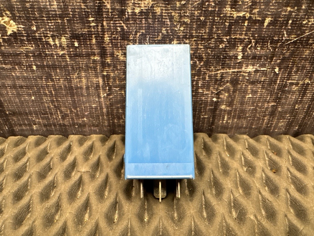 Реле, 300 рублей, Красноярск