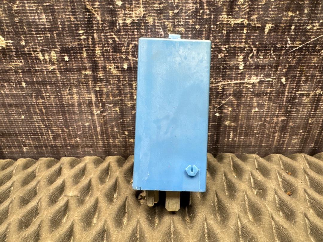 Реле, 300 рублей, Красноярск