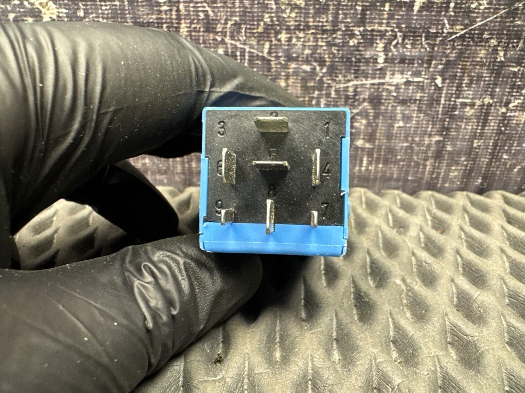 Реле, 300 рублей, Красноярск