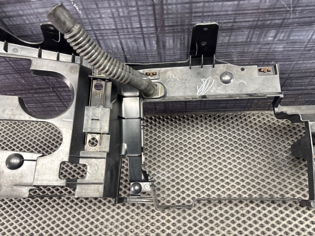 Рамка радиатора, 31660 рублей, Красноярск