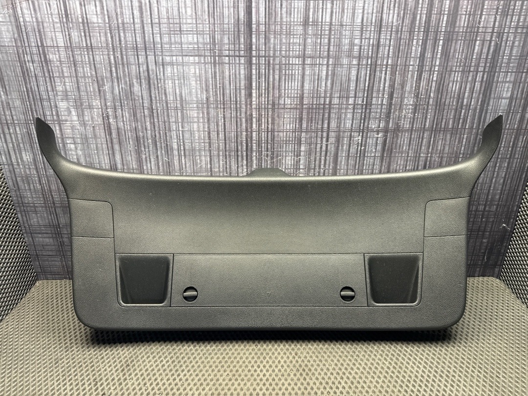 Обшивка крышки багажника, 1880 рублей, Красноярск