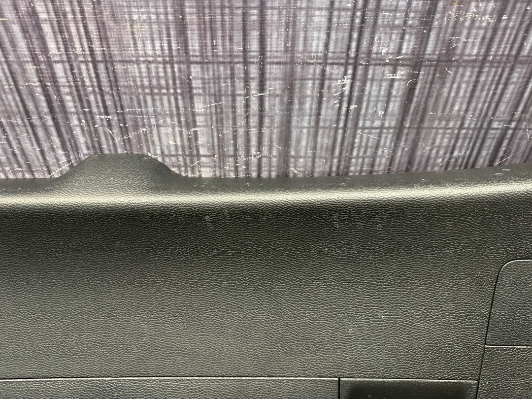 Обшивка крышки багажника, 1880 рублей, Красноярск