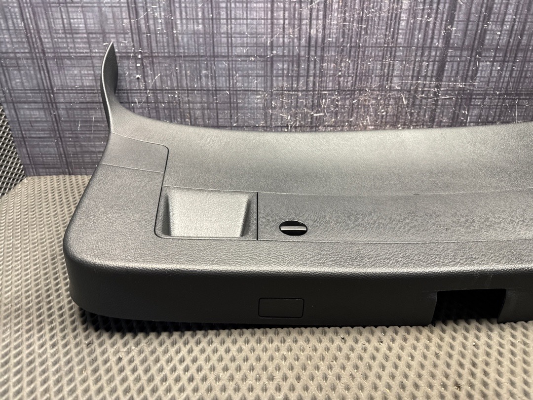 Обшивка крышки багажника, 1880 рублей, Красноярск