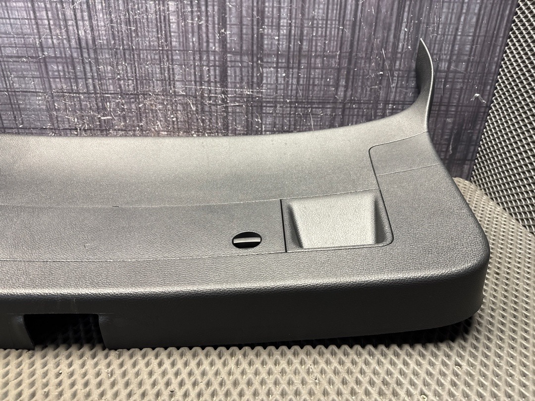 Обшивка крышки багажника, 1880 рублей, Красноярск