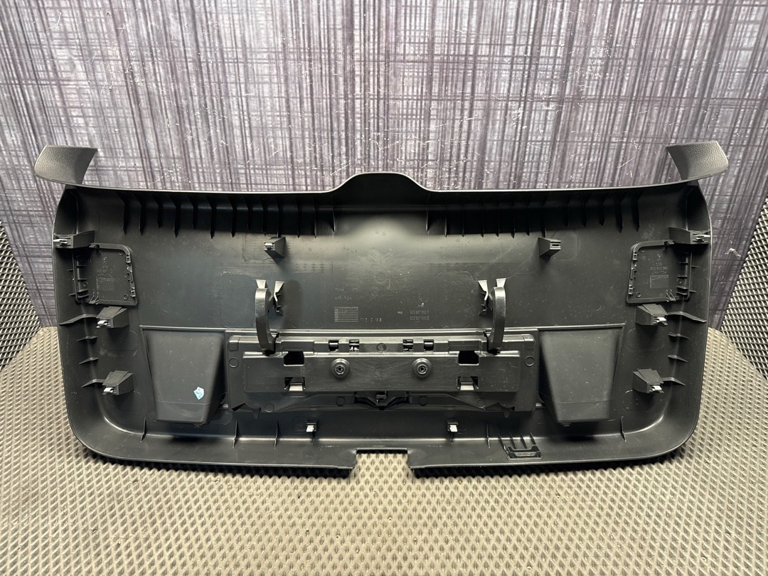 Обшивка крышки багажника, 1880 рублей, Красноярск