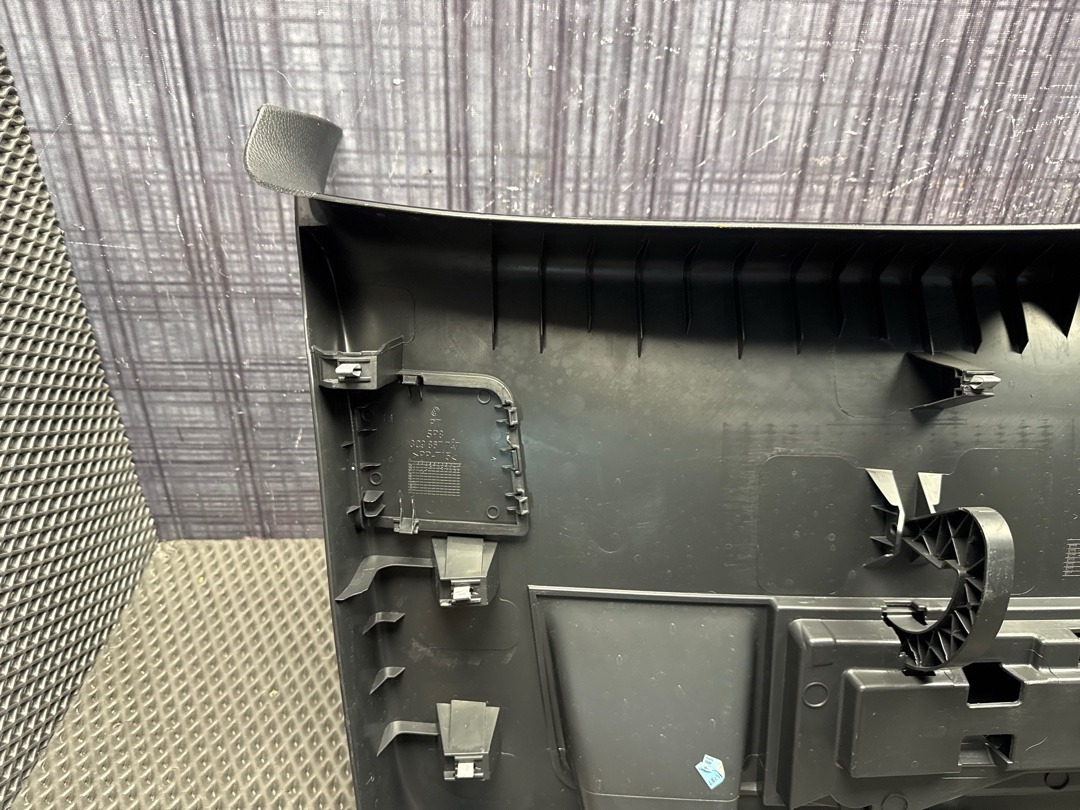 Обшивка крышки багажника, 1880 рублей, Красноярск