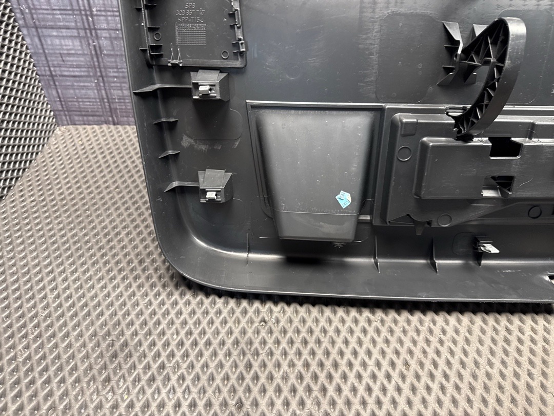 Обшивка крышки багажника, 1880 рублей, Красноярск