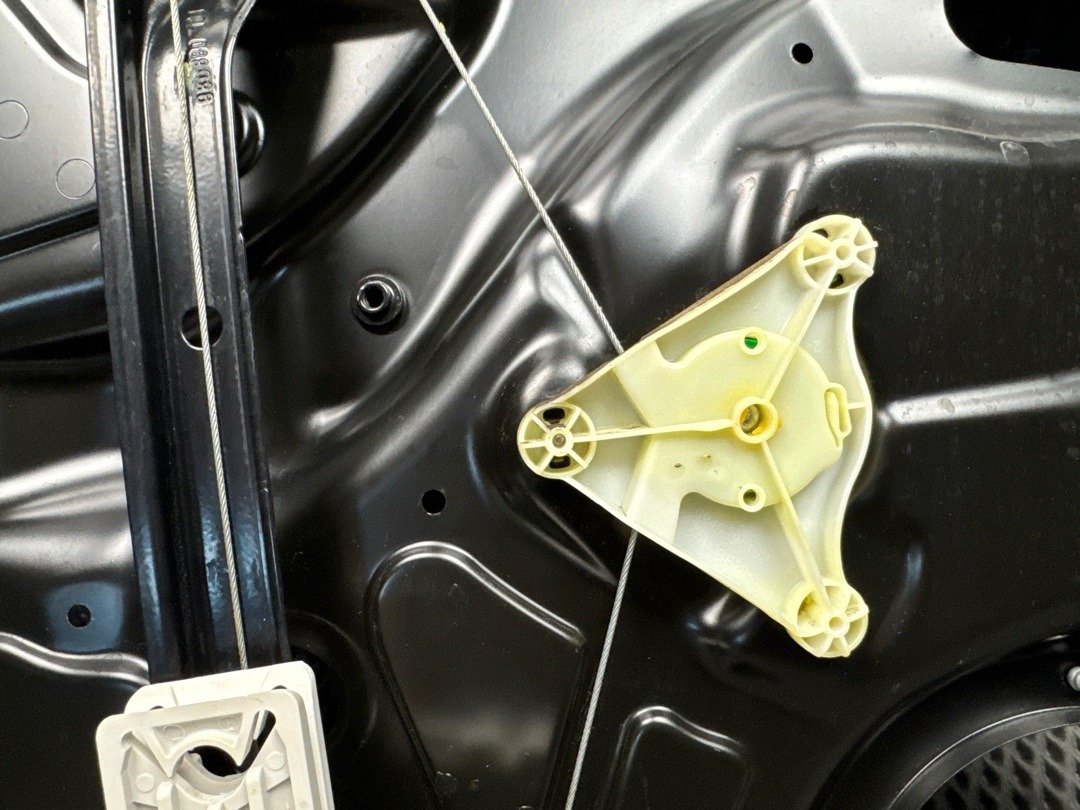 Стеклоподъемник, 1730 рублей, Красноярск