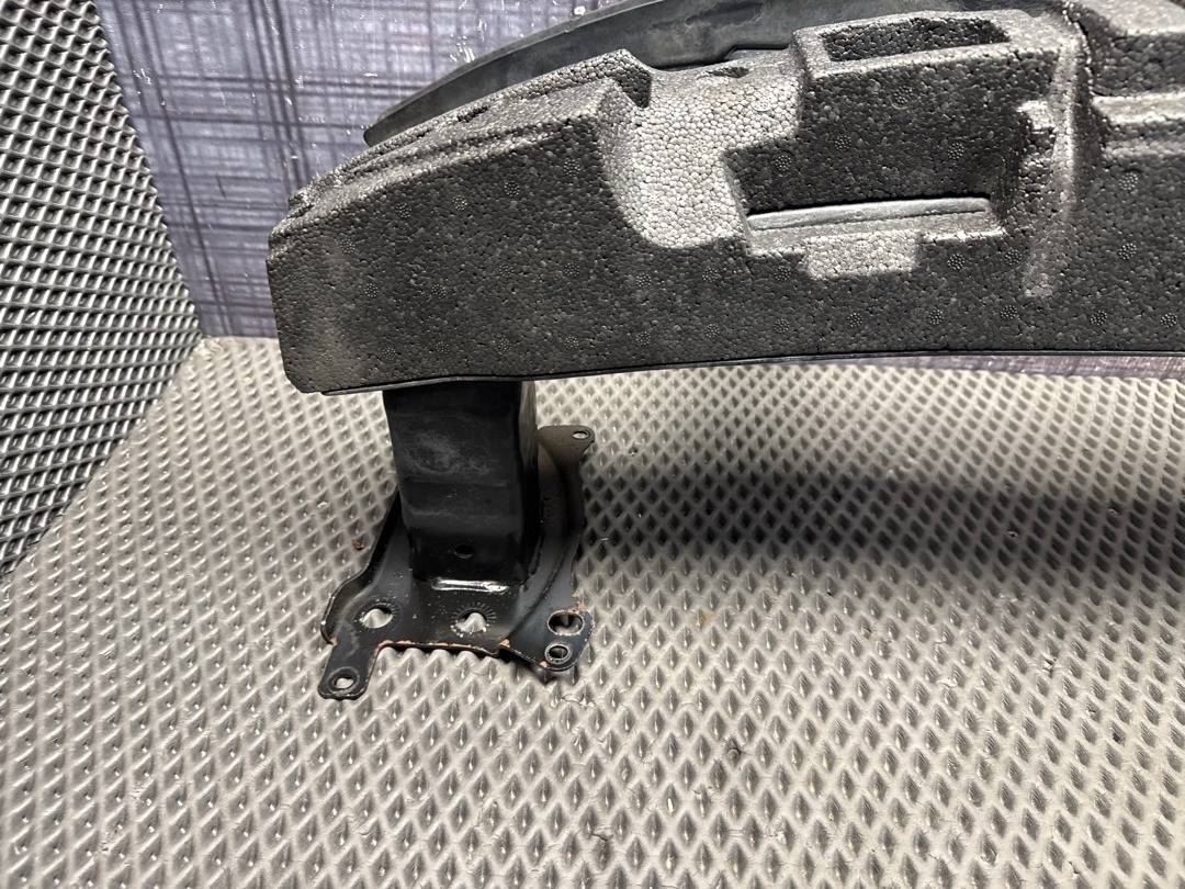 Усилитель бампера, 5860 рублей, Красноярск