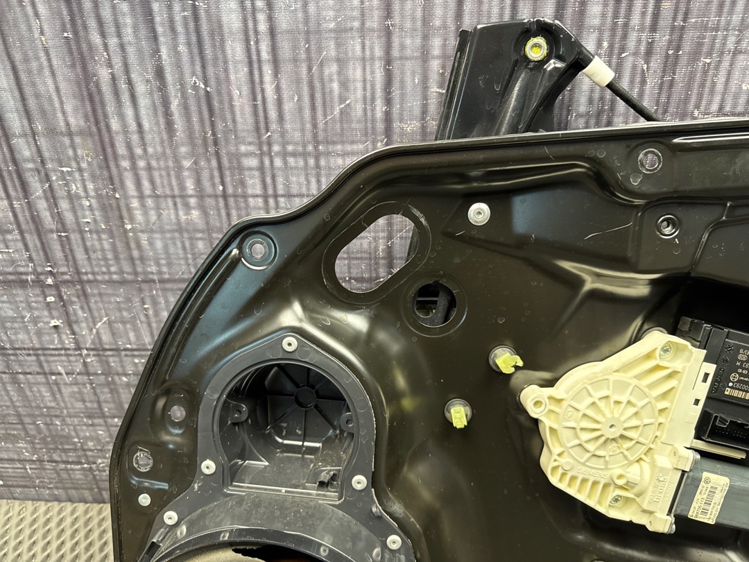 Стеклоподъемник, 2860 рублей, Красноярск