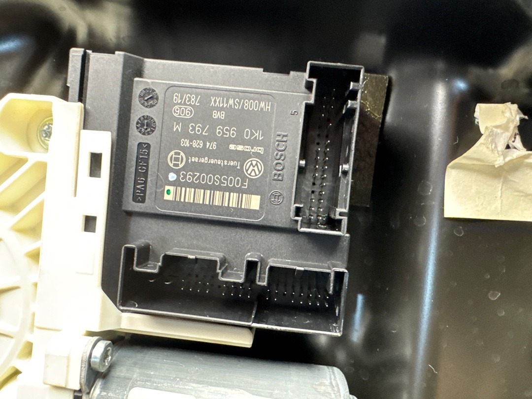 Стеклоподъемник, 2860 рублей, Красноярск