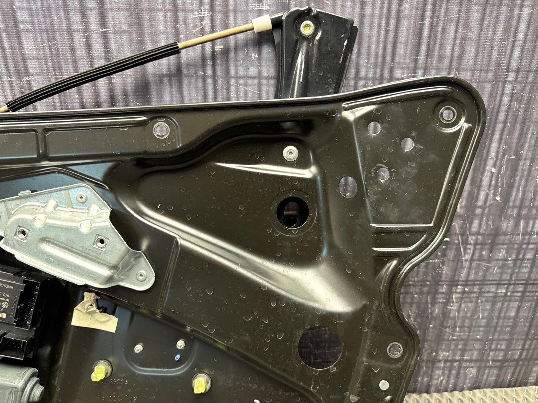 Стеклоподъемник, 2860 рублей, Красноярск