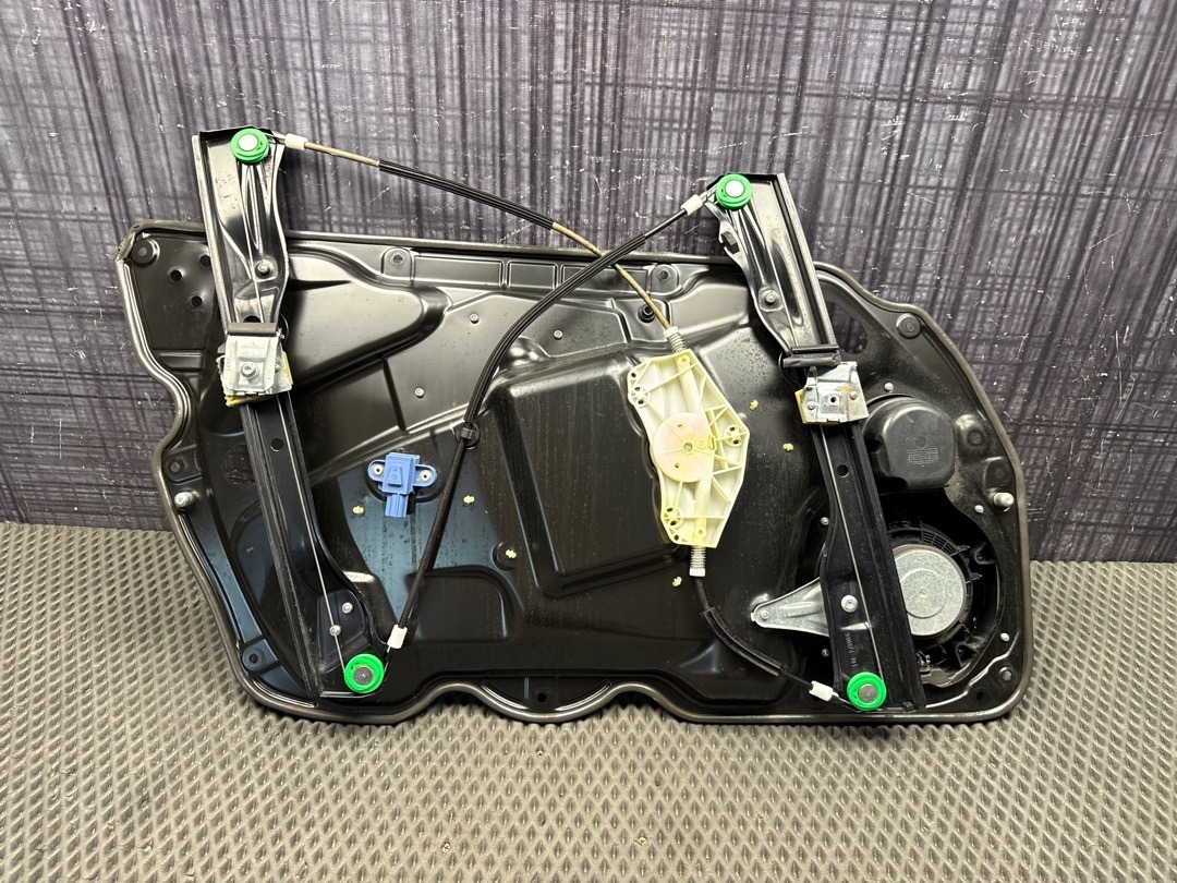 Стеклоподъемник, 2860 рублей, Красноярск