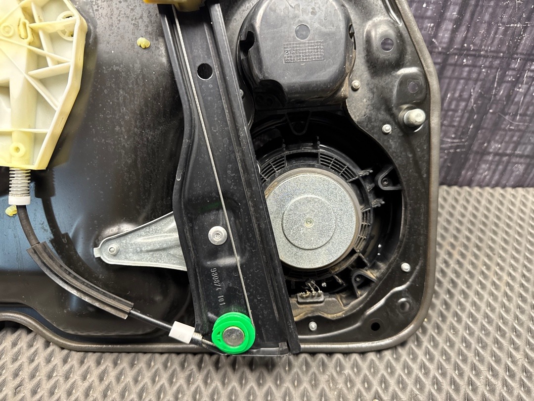 Стеклоподъемник, 2860 рублей, Красноярск