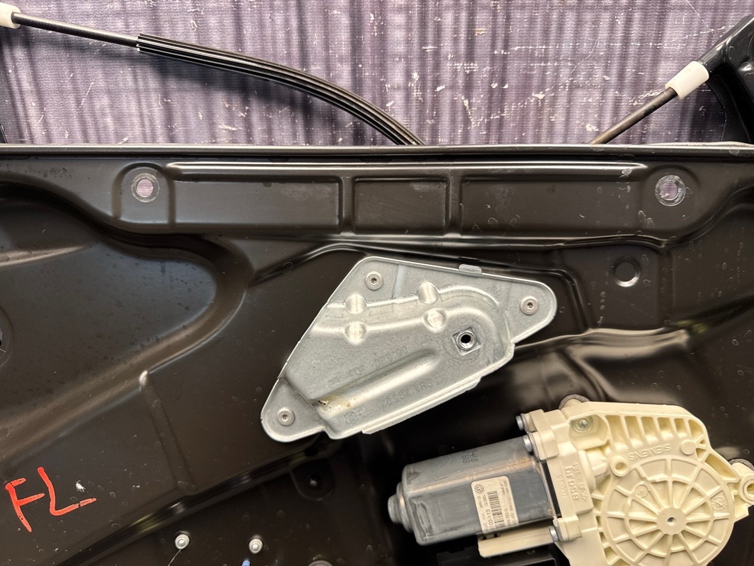 Стеклоподъемник, 2860 рублей, Красноярск