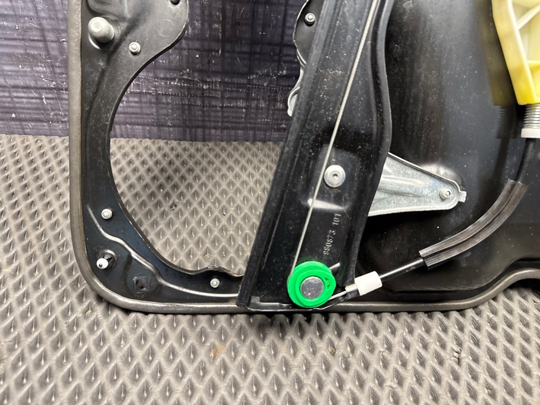 Стеклоподъемник, 2860 рублей, Красноярск