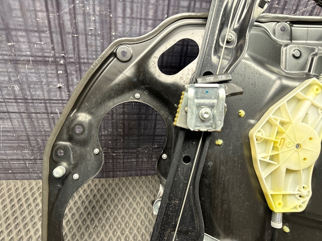 Стеклоподъемник, 2860 рублей, Красноярск