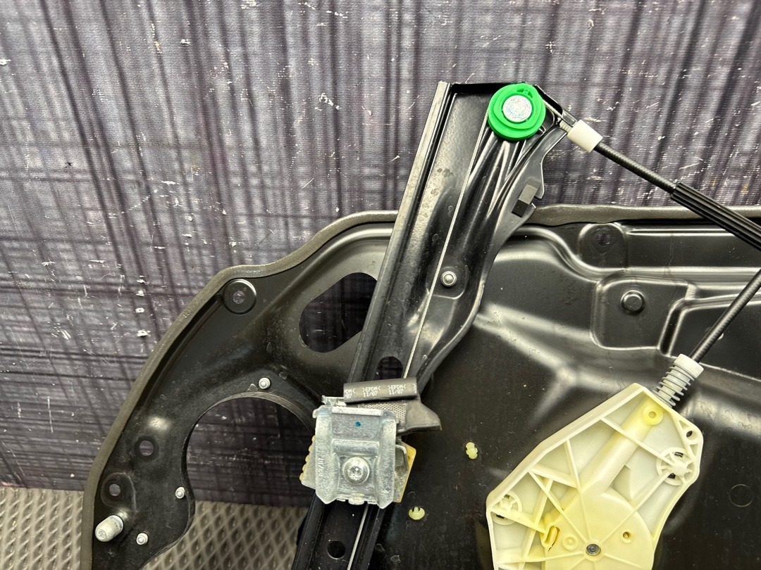 Стеклоподъемник, 2860 рублей, Красноярск