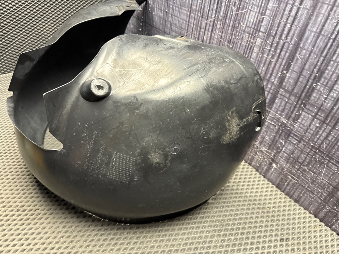 Подкрылок, 4060 рублей, Красноярск