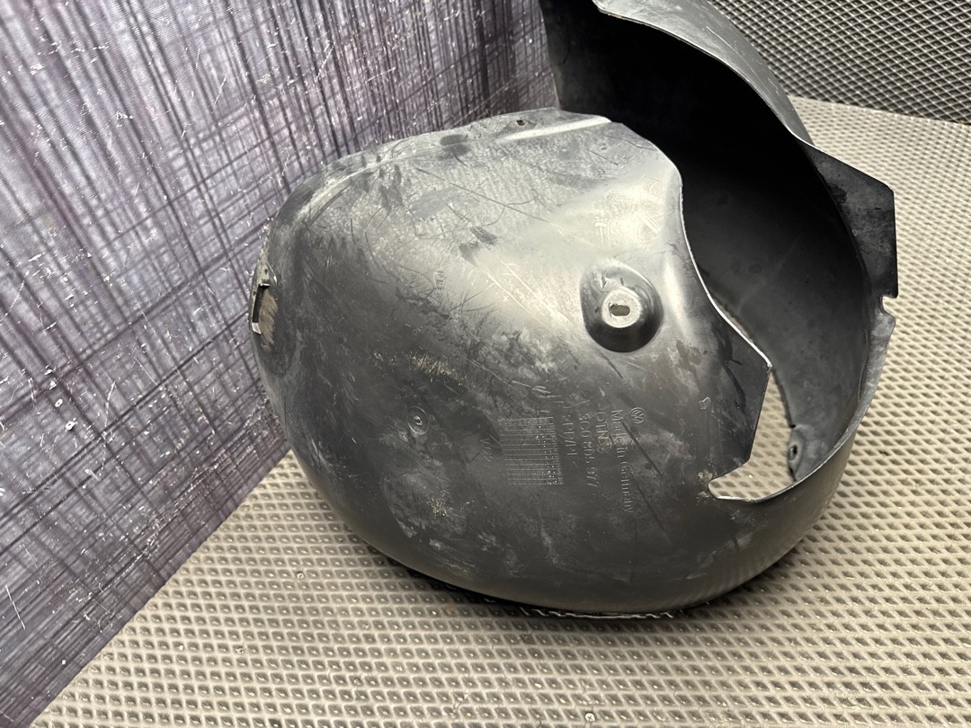 Подкрылок, 4060 рублей, Красноярск