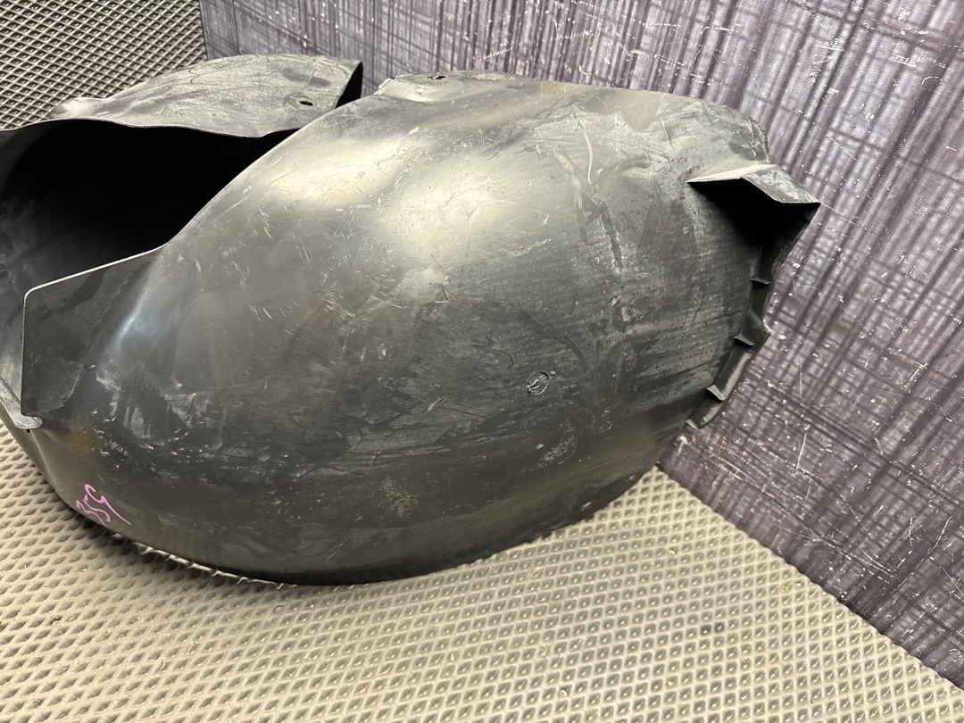 Подкрылок, 4060 рублей, Красноярск