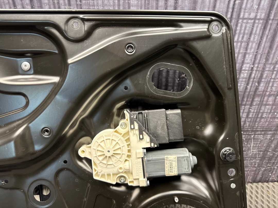 Стеклоподъемник, 1730 рублей, Красноярск