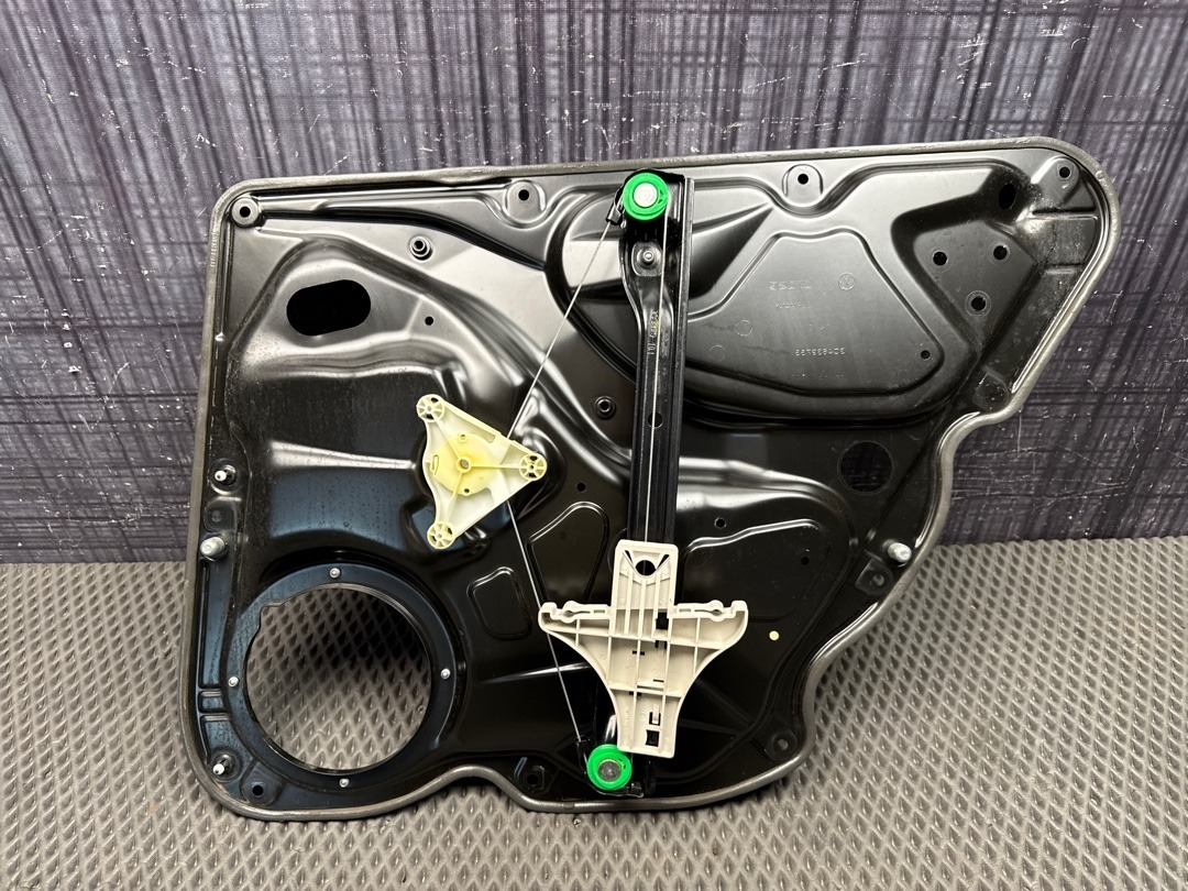 Стеклоподъемник, 1730 рублей, Красноярск