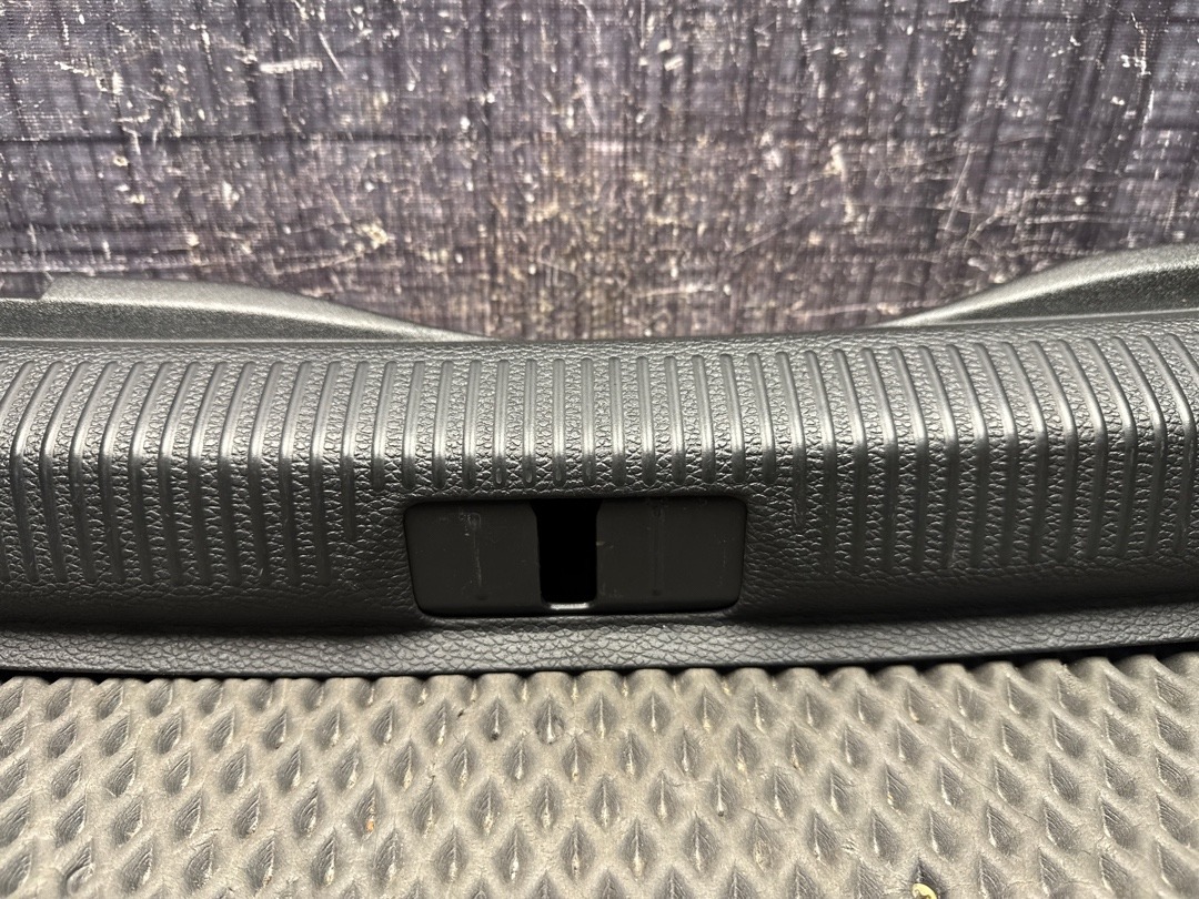 Пластик багажника, 1980 рублей, Красноярск