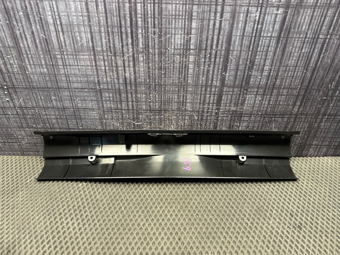 Пластик багажника, 1980 рублей, Красноярск