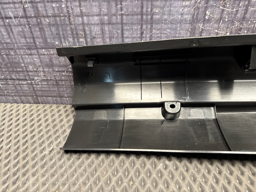 Пластик багажника, 1980 рублей, Красноярск