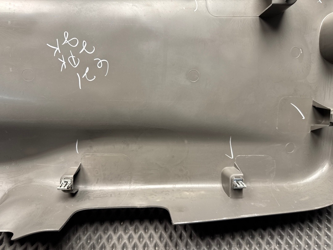 Обшивка крышки багажника, 1210 рублей, Красноярск