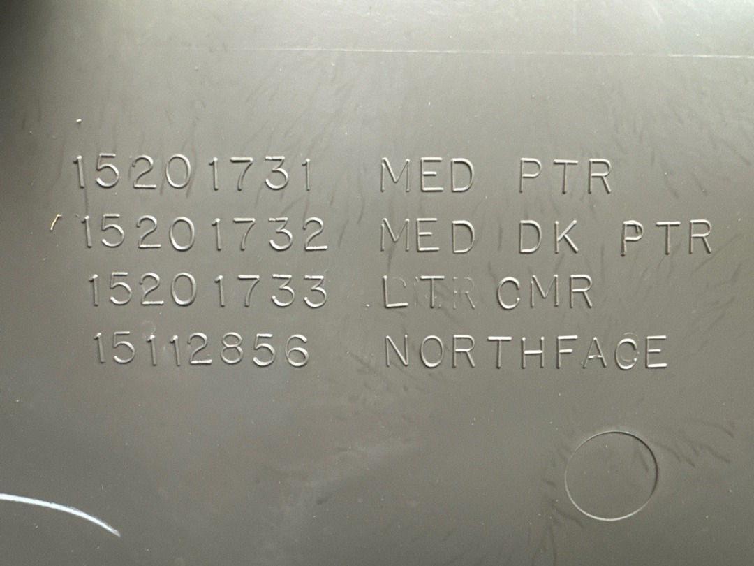 Обшивка крышки багажника, 1210 рублей, Красноярск