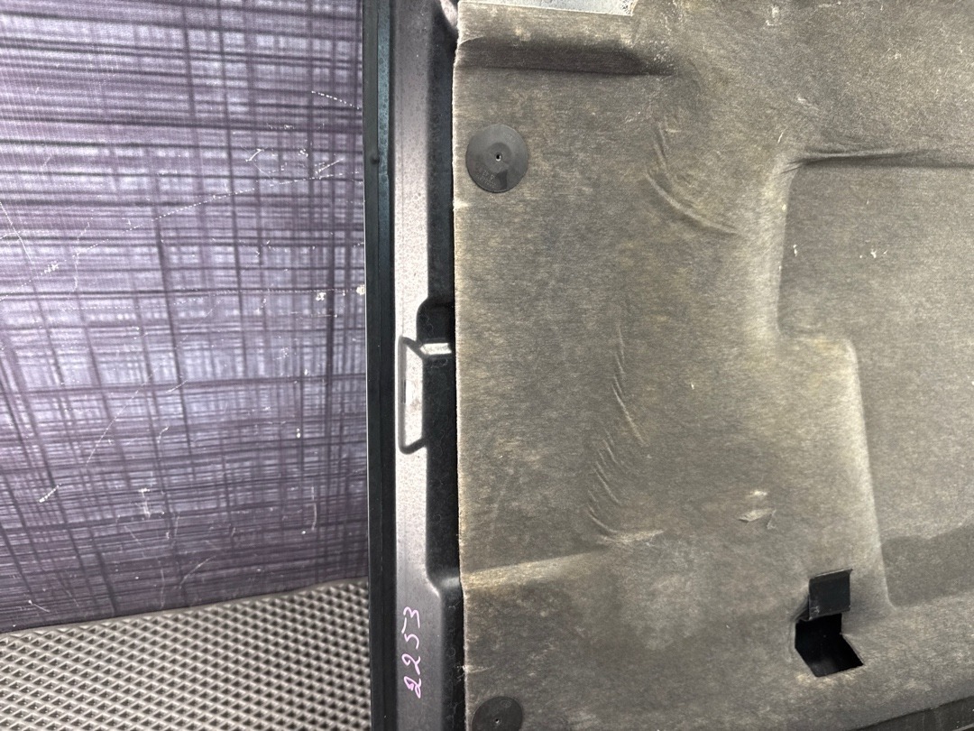 Капот, 12460 рублей, Красноярск