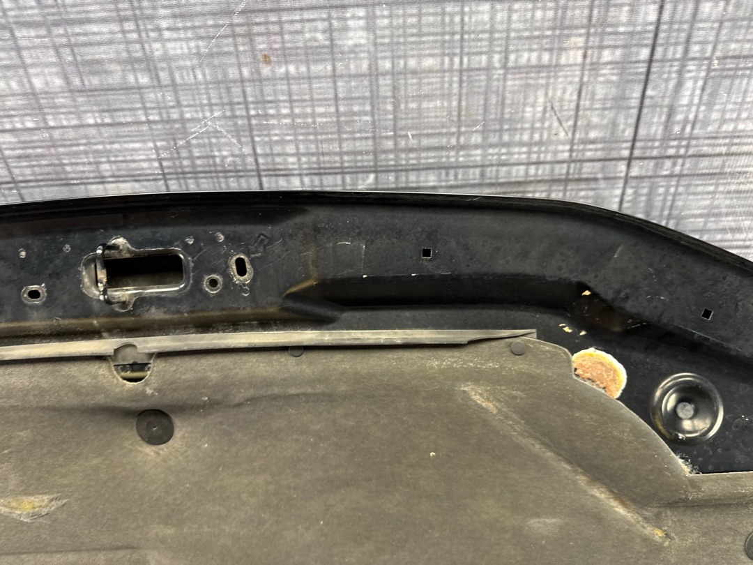 Капот, 12460 рублей, Красноярск