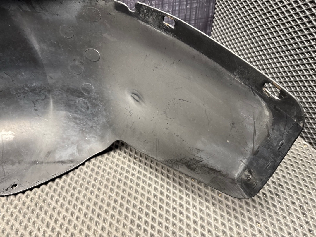 Подкрылок, 960 рублей, Красноярск