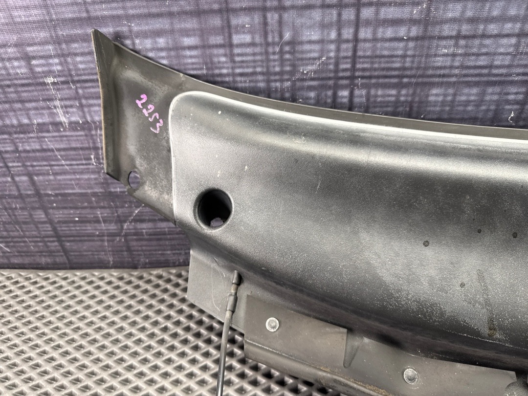 Решетка под лобовое стекло, 2020 рублей, Красноярск