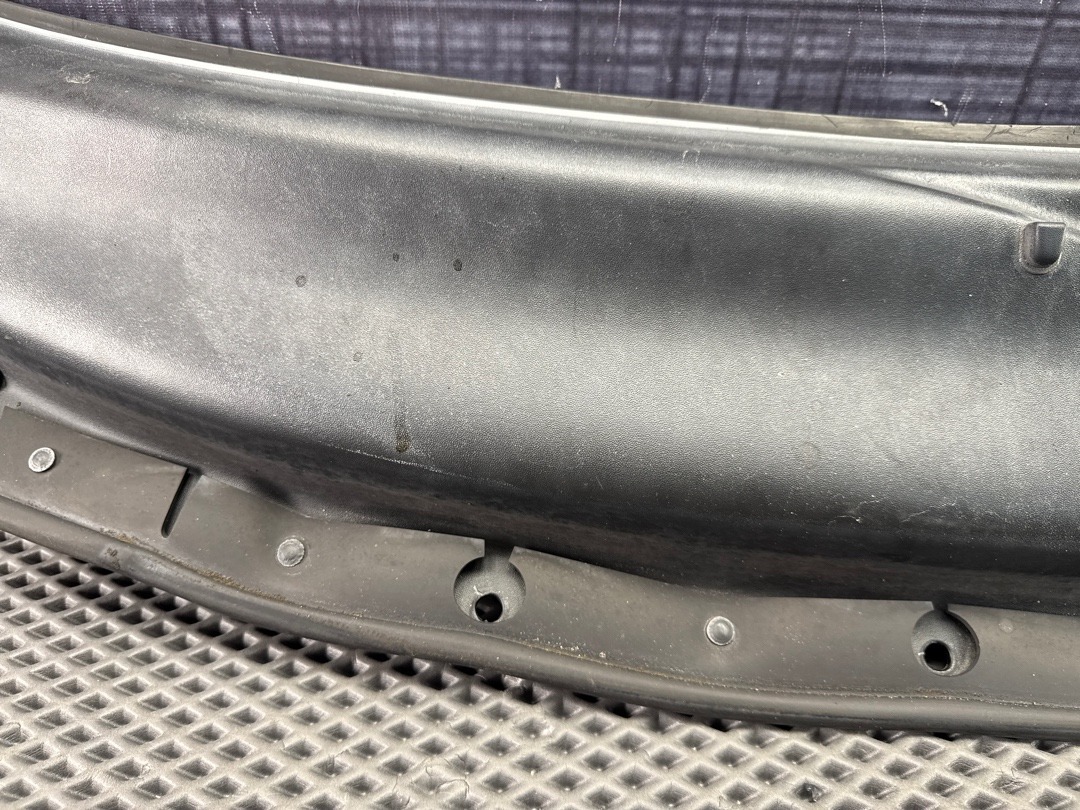 Решетка под лобовое стекло, 2020 рублей, Красноярск