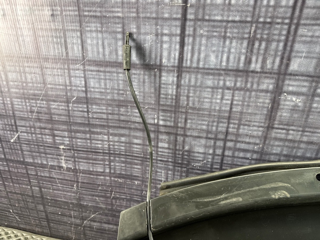 Решетка под лобовое стекло, 2020 рублей, Красноярск