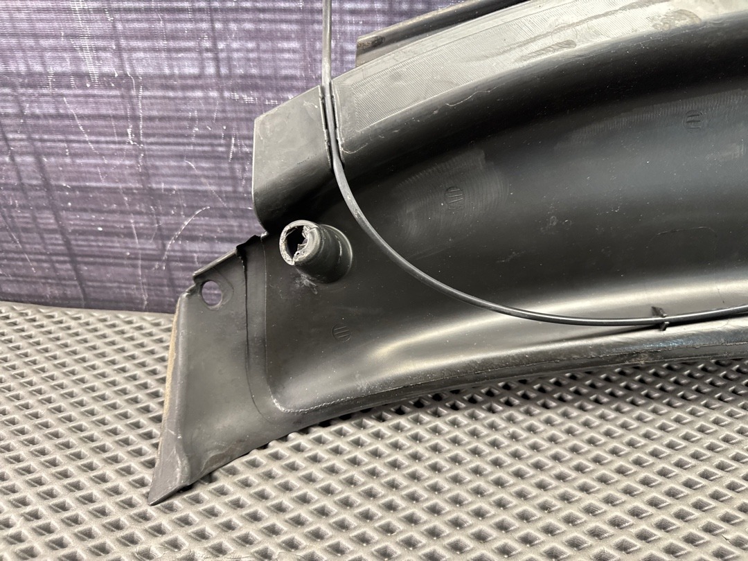 Решетка под лобовое стекло, 2020 рублей, Красноярск