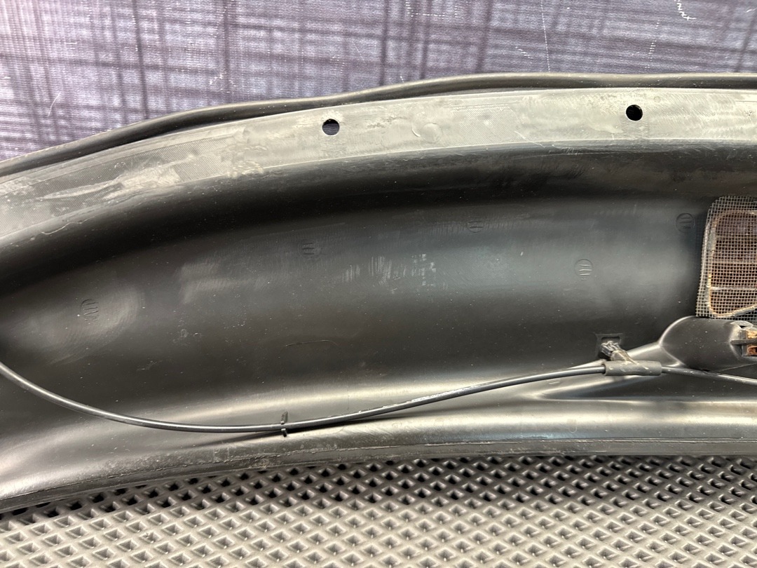 Решетка под лобовое стекло, 2020 рублей, Красноярск