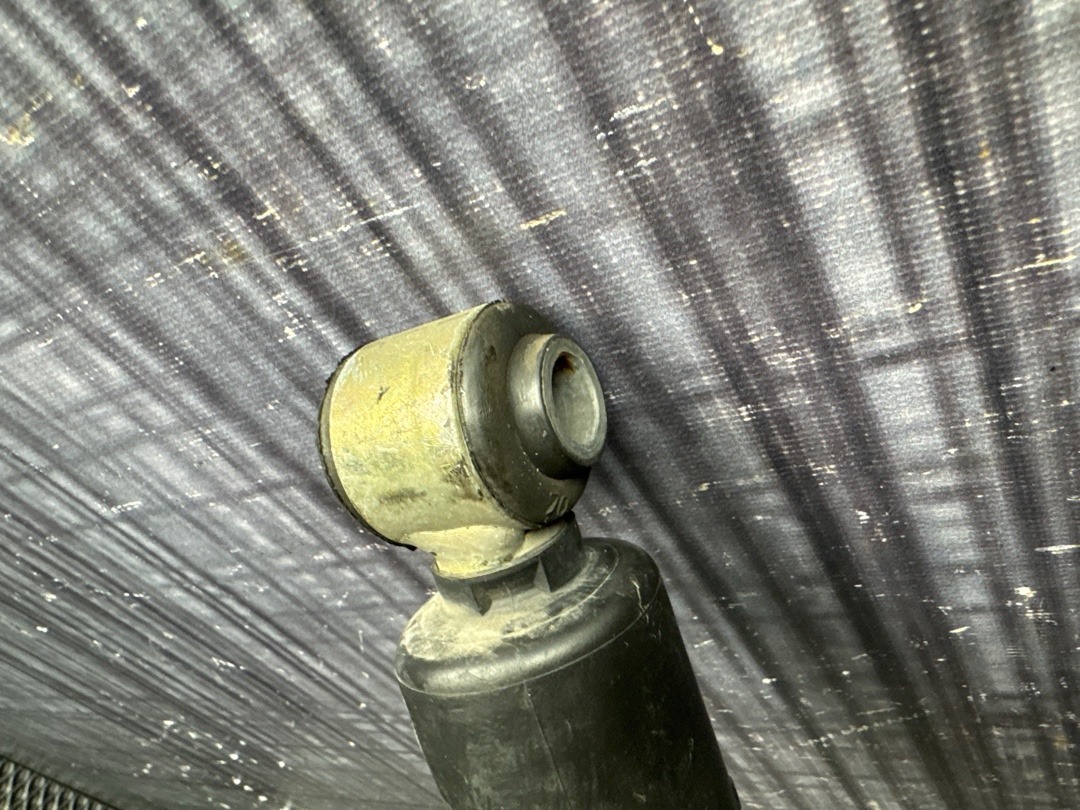 Амортизаторы, 8370 рублей, Красноярск