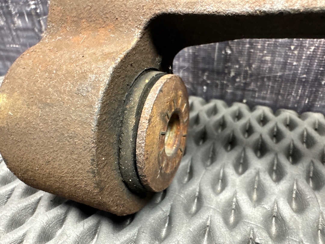 Рычаг подвески, 2020 рублей, Красноярск