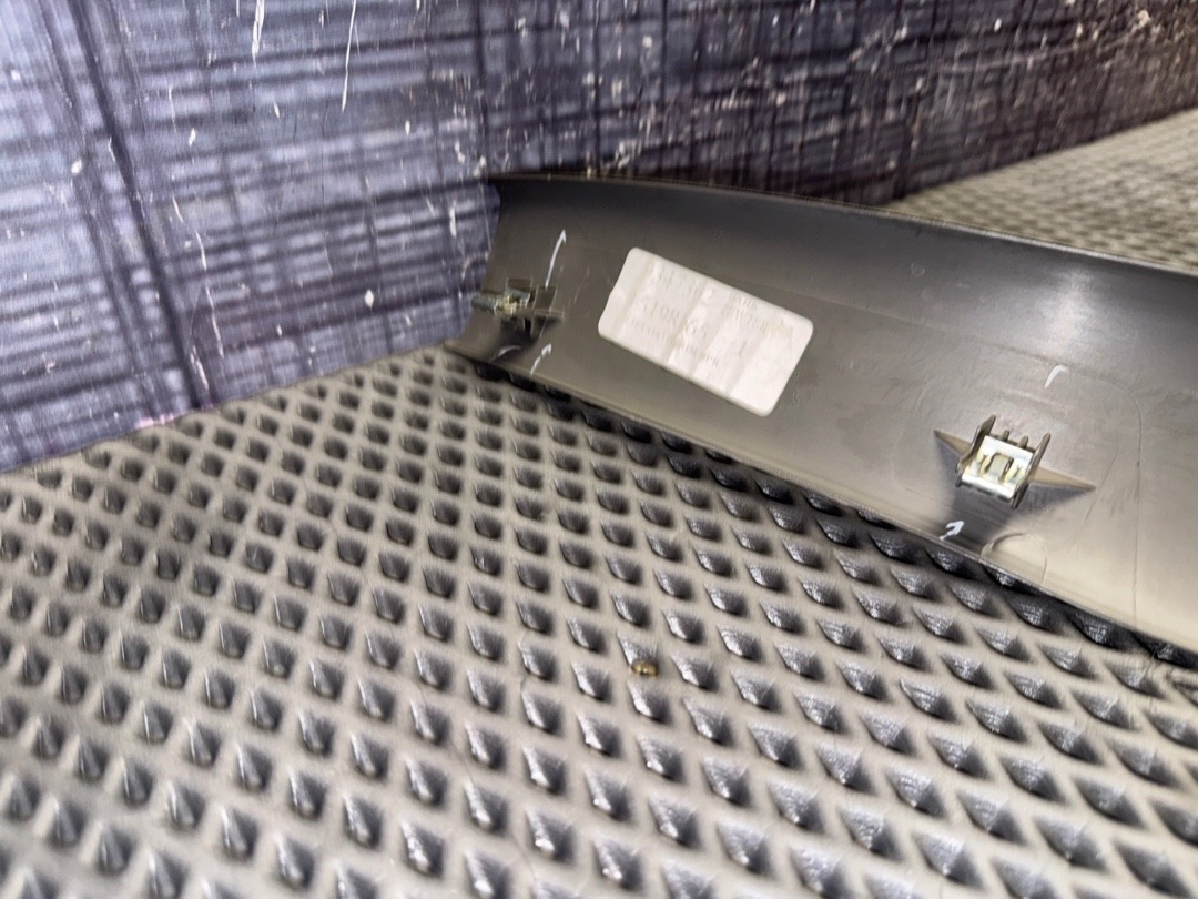 Обшивка крышки багажника, 1260 рублей, Красноярск