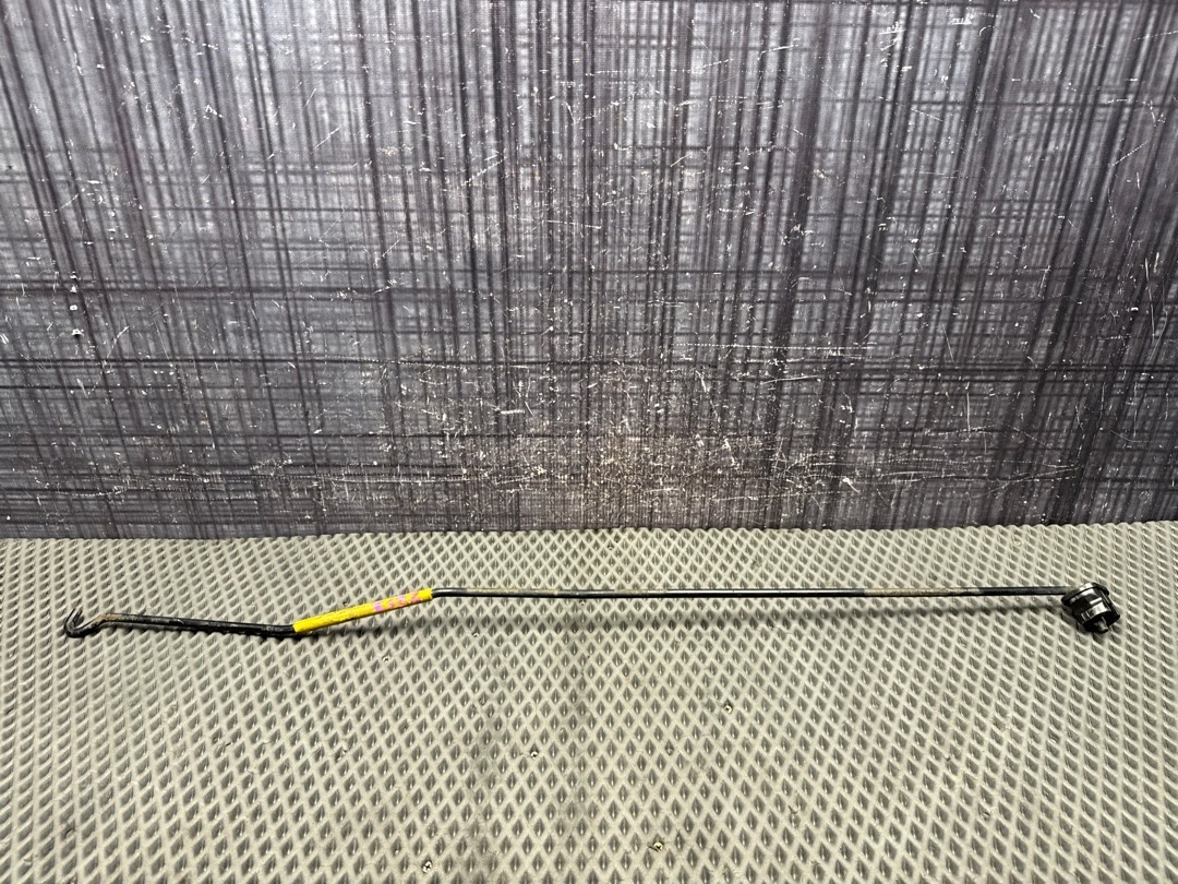 Упор капота, 640 рублей, Красноярск