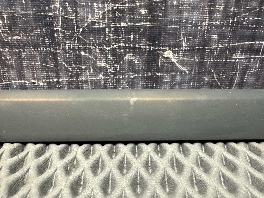 Молдинг стекла, 1720 рублей, Красноярск