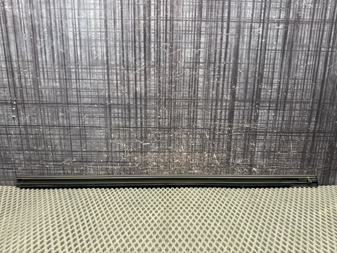 Молдинг стекла, 1720 рублей, Красноярск