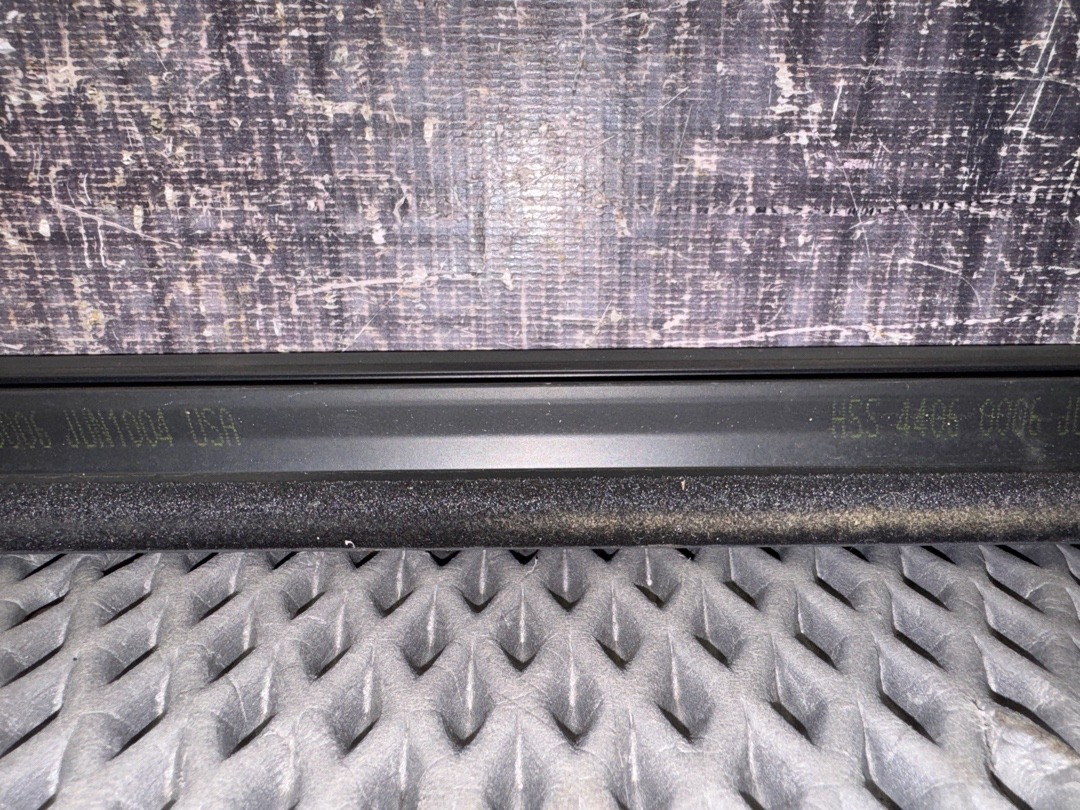 Молдинг стекла, 1720 рублей, Красноярск