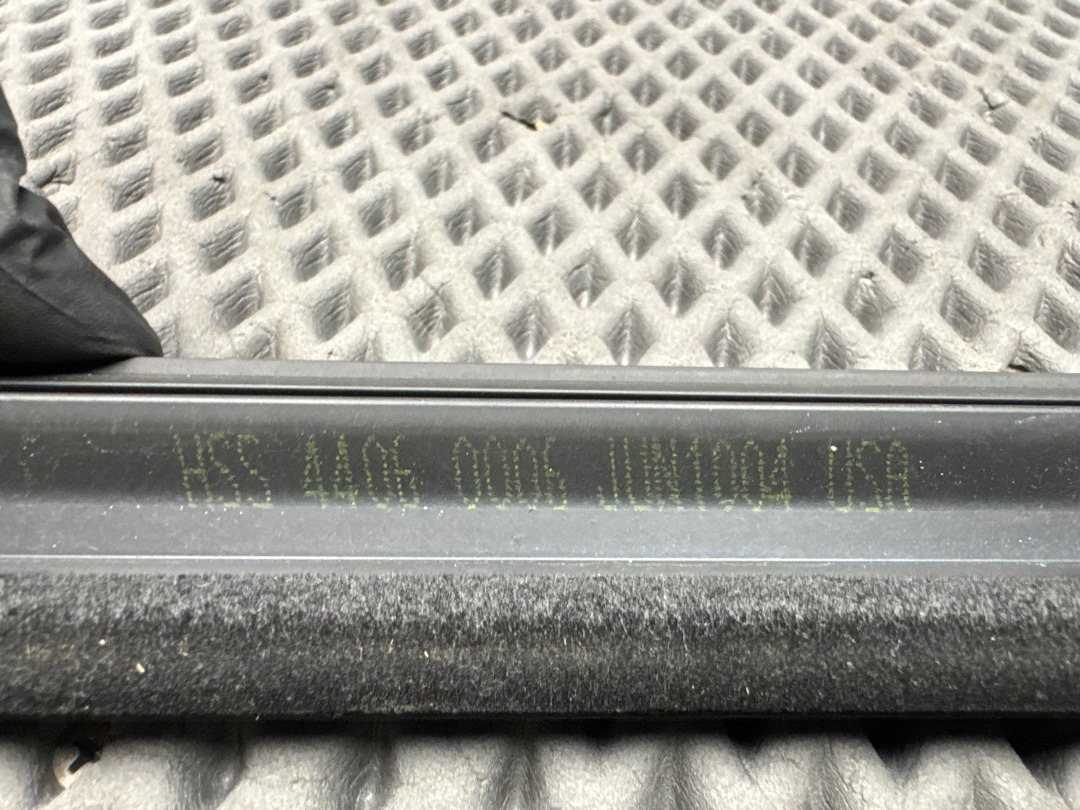 Молдинг стекла, 1720 рублей, Красноярск