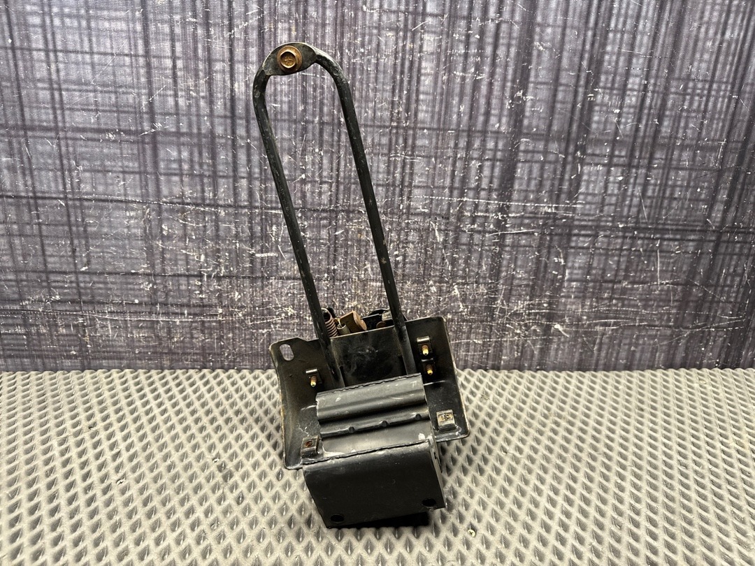 Замок капота, 1820 рублей, Красноярск