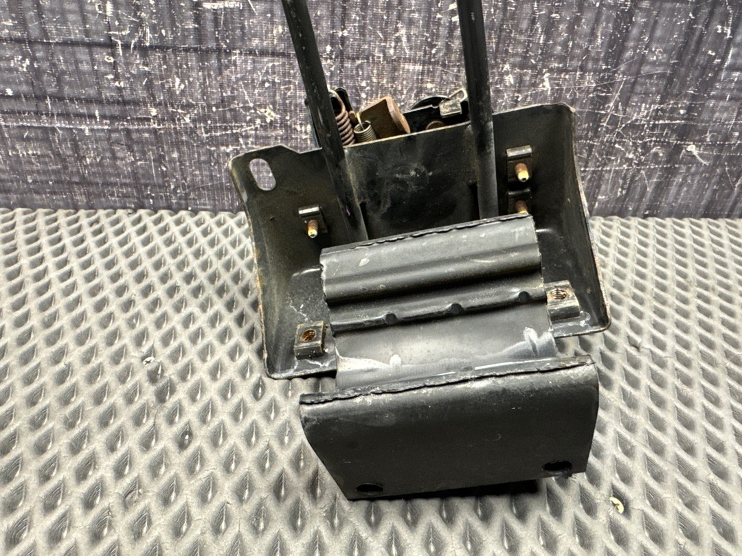 Замок капота, 1820 рублей, Красноярск